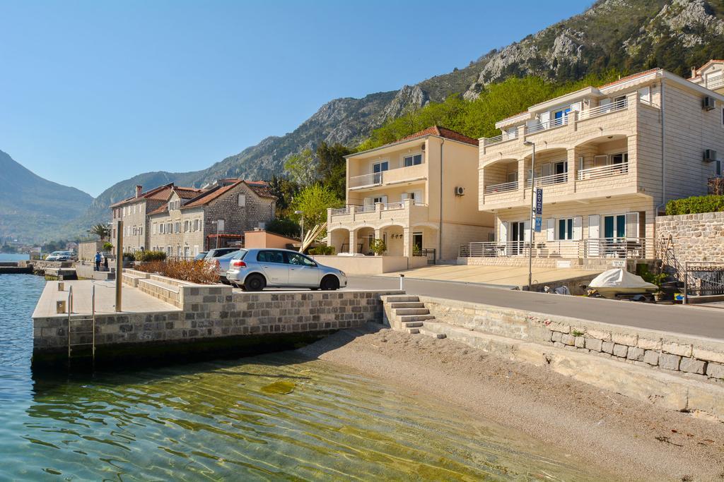 Apartments Jovanovic コトル エクステリア 写真