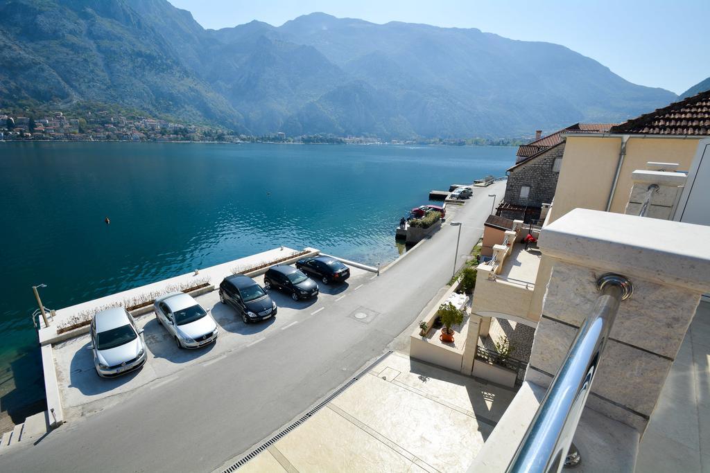Apartments Jovanovic コトル エクステリア 写真