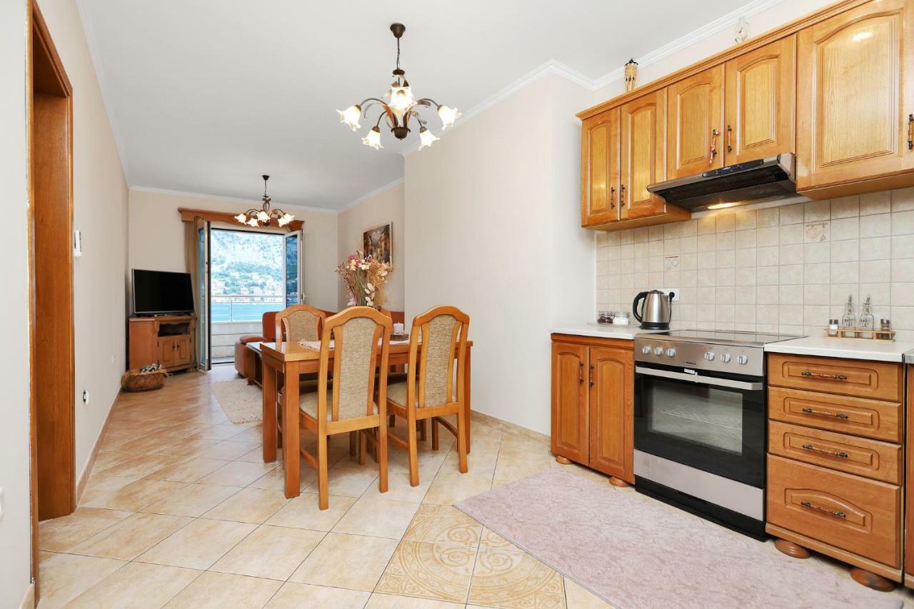Apartments Jovanovic コトル エクステリア 写真