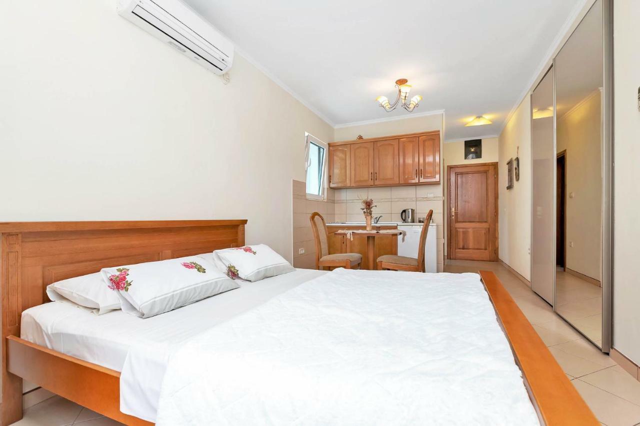 Apartments Jovanovic コトル エクステリア 写真