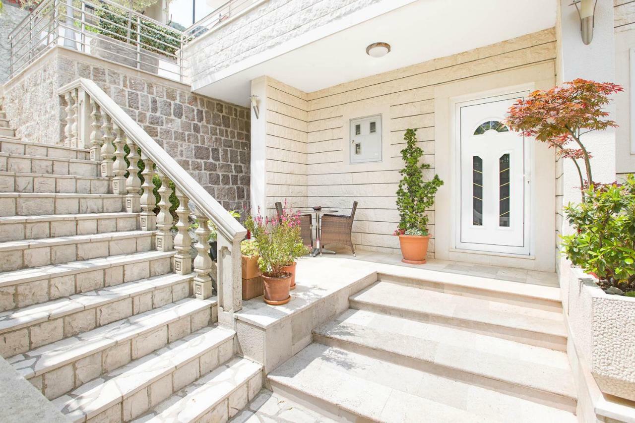 Apartments Jovanovic コトル エクステリア 写真